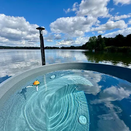 Houseboat Marina Mookerplas 4-6 Persons With Hottub * Middelaar